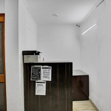Oyo 82100 Golden Residency Noida Buitenkant foto